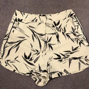 Patterned High Waisted Shorts w/ Zipper